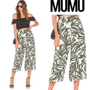 Show Me Your MUMU Gaucho Pants in Peruvian Palm Print Size XS